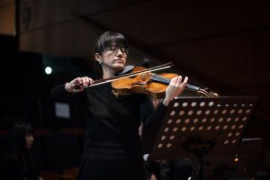 Megumi Kasakawa fotografiert von Daniel Gronsfeld